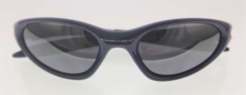 OAKLEY Sunglasses - Made in USA - R1 Start with NO Reserve