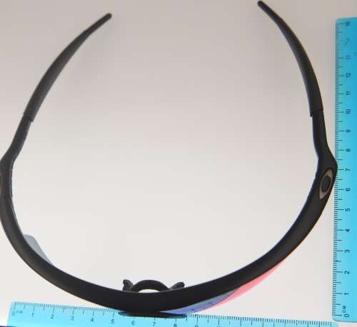 OAKLEY Sunglasses - Made in USA - ANSI Z87 Impact Tested - Last for 2021 - R1 Start with NO Reserve