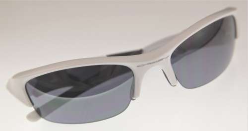 OAKLEY Sunglasses - Made in USA - SPECIAL - R1 Start with NO Reserve