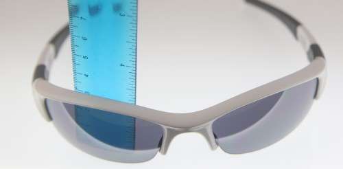 OAKLEY Sunglasses - Made in USA - SPECIAL - R1 Start with NO Reserve