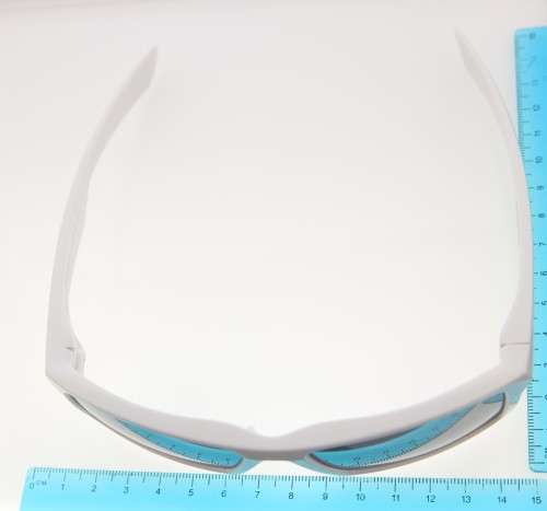 OAKLEY Sunglasses - Made in USA - SPECIAL OFFER - R1 Start with NO Reserve