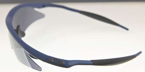 OAKLEY Sunglasses - Made in USA - Semi-Rimless SPECIAL - Last few Oakleys -R1 Start with NO Reserve