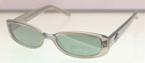 GUESS Branded Sunglasses - Polarized Lens - R1 Start with NO Reserve