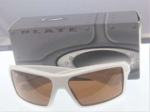 OAKLEY Sunglasses - Made in USA - R1 Start with NO Reserve