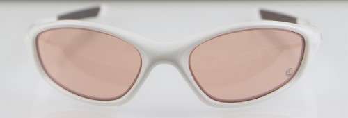 OAKLEY Sunglasses - Made in USA  - R1 Start with NO Reserve