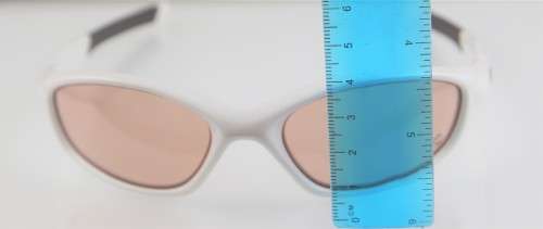 OAKLEY Sunglasses - Made in USA  - R1 Start with NO Reserve