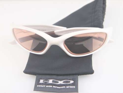 OAKLEY Sunglasses - Made in USA  - R1 Start with NO Reserve