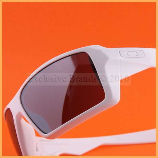 **R1,699.00** OAKLEY GENTS 100% AUTHENTIC DESIGNER "EYE PATCH" SUNGLASSES - BRAND NEW!!!