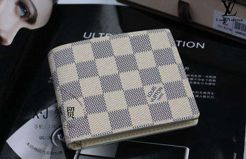 NEW AAA GRADE BRAND LV  LADIES/ MENS  WALLET