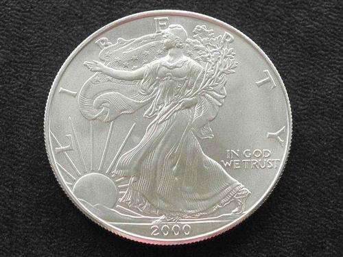 1oz .999 Fine Silver $1 Eagle Dollar Uncirculated (2000 Series) in Protective Capsule