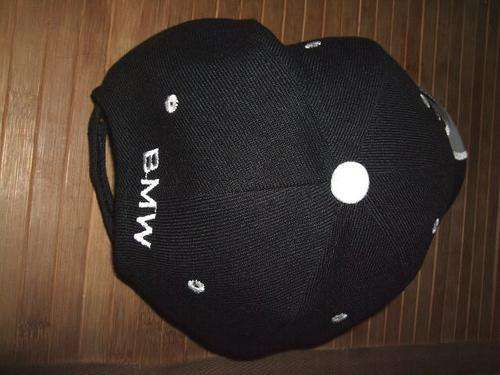 Top reverse rear emblem corporate head gear headwear wear shade sun sunshade visor viser quality branded environment enviromental green black & white and tight weave top quality excellence best deal bargain special offer limited stock time only