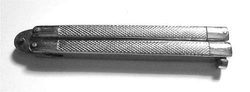 switchblade switch blade balisong butterfly knife flick knife trick stanley score stainless steel solid pure silver metal ideal high quality top quality genuine razor sharp full tang dangerous gangster knife blade edge clean edge militaria military navy police army stab poke insert 19 long 9cm cute slice dice exceptional india china taiwan japan usa metal u.s. u.s.a. us steek present gift christmas birthday pocket stocking filler xmas x-mas geskenk kersfees 18 adult only 18+ nice pretty cheap affordable quality high top notch best closing soon bidorbuy auction crazy R1 deal amazing wonderful splendid mes