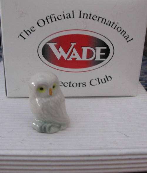 Wade Whimsie Land Set 4 Owl from 1986 Hedgerow - 2002 Value @ $10