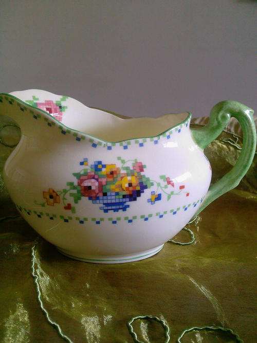 STUNNIG PARAGON MILK JUG