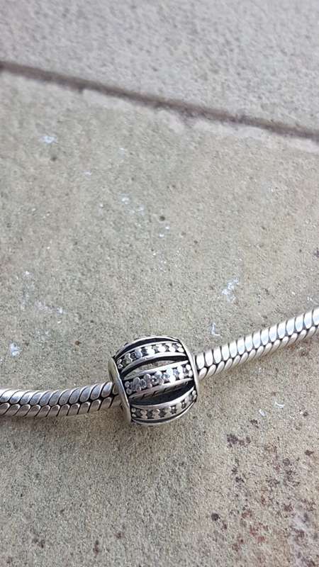 Pandora bracelet and 1 charms