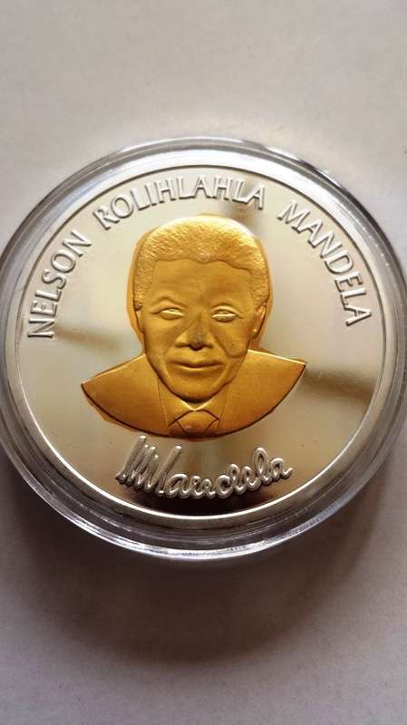 SIGNED NELSON MANDELA ROBBEN ISLAND COMMEMORATIVE COIN - SILVER & GOLD CLAD, LONG WALK TO FREEDOM.