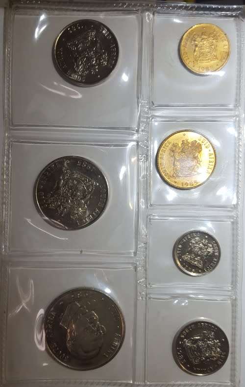 SEALED !  1989 UNCIRCULATED COIN SET - AS ISSUED BY SA MINT!  Low mintage!