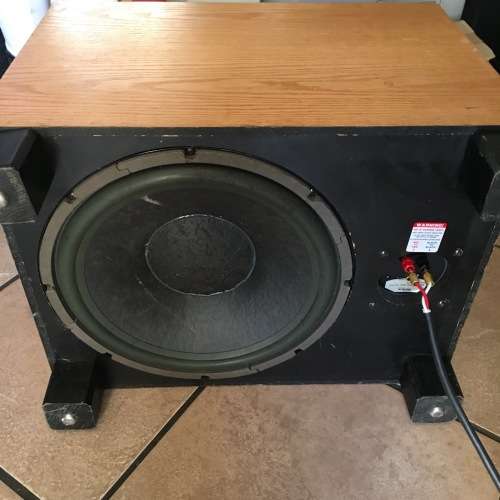Velodyne sub woofer (15 inch) passive