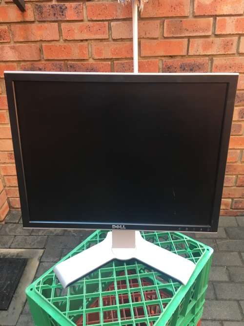 Dell Monitor 51cm / 20 inch (Model 2007FPb)