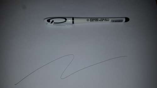 PIANO GEL INK PEN BLACK  BIDDING FOR 12 PENS