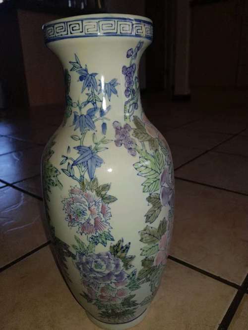 Chinese flower vase 35cm high* flower*ceramics*oriental style* 35cm high