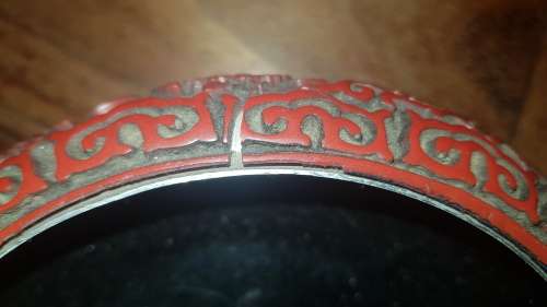 A PAIR OF CHINESE CARVED RED LACQUER POT