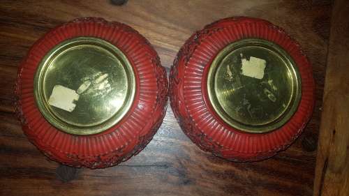 A PAIR OF CHINESE CARVED RED LACQUER POT