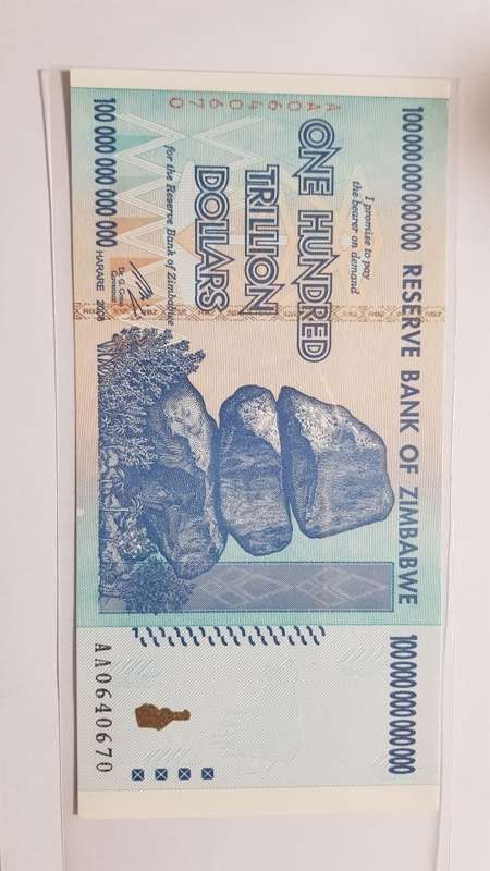 Zimbabwe 100 Trillion Dollar Banknotes serial number AA0640670 UNC  2008 issued