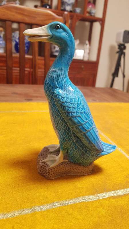 Vintage / Antique CHINESE PORCELAIN TURQUOISE Glaze FIGURINE - Duck