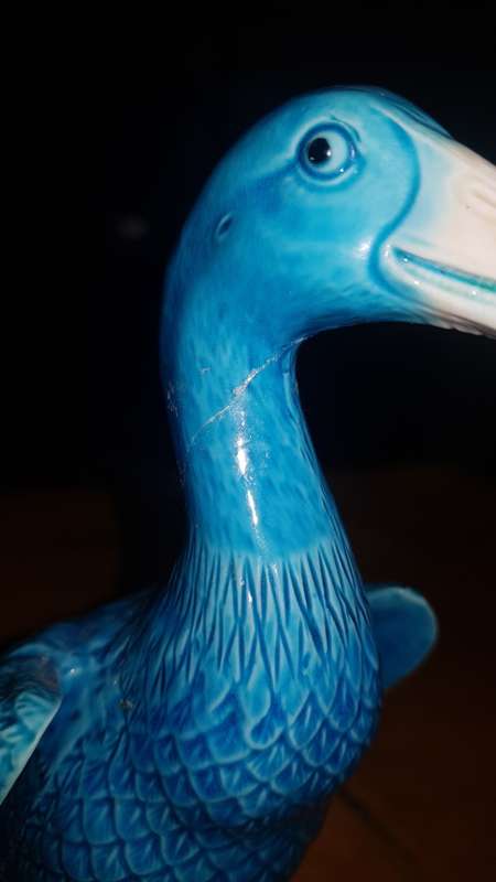 Vintage / Antique CHINESE PORCELAIN TURQUOISE Glaze FIGURINE - Duck