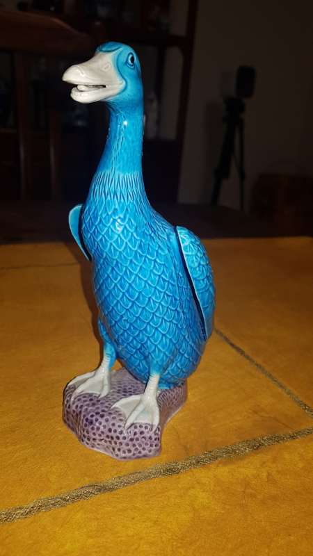 Vintage / Antique CHINESE PORCELAIN TURQUOISE Glaze FIGURINE - Duck