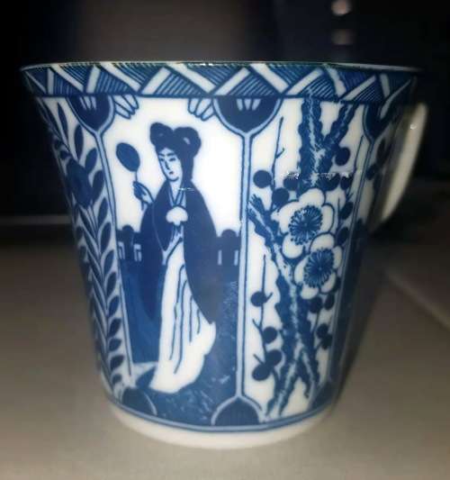 Ancient Japanese porcelain duo blue  and white
