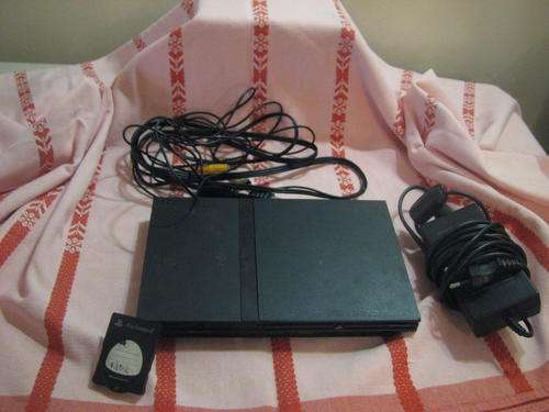 Playstation 2 + 10 Games + PS Bag