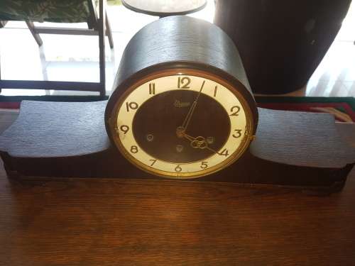 vintage Urgos mantle clock