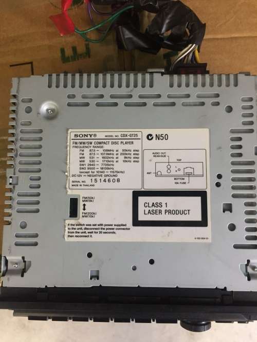 Sony - Front loader
