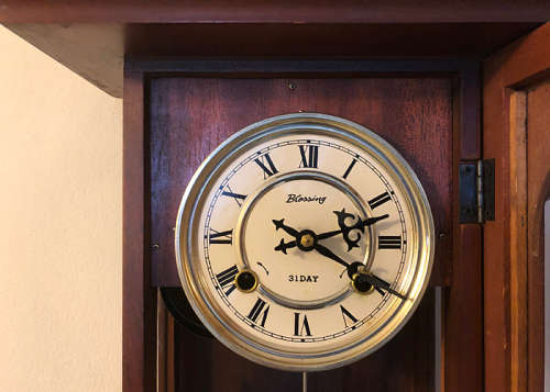ANTIQUE BLESSING WALL CLOCK 30 DAYS WINDING