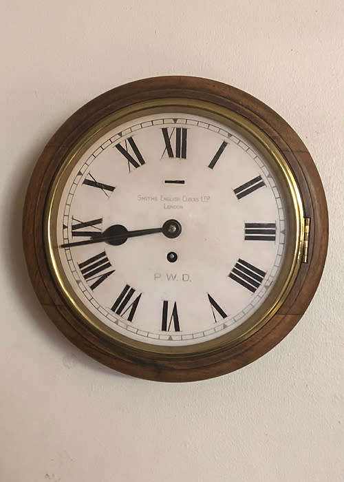 ANTIQUE SMITHS STATION CLOCK ASTRAL 1946