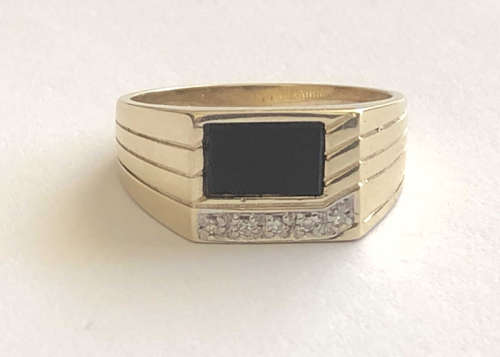 ONIX AND DIAMOND GOLD MENS RING, SOLID 9 CT