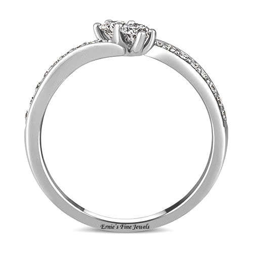 18 CT WHITE GOLD AND NATURAL DIAMOND ENGAGEMENT RING