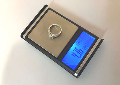 WHITE GOLD DIAMOND RING, 1.35 CT ROUND & PRINCESS CUT NATURAL DIAMONDS, BARGAIN