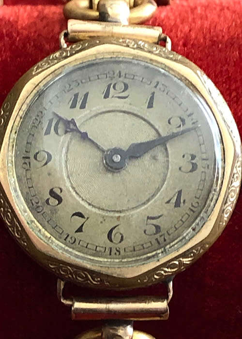 ANTIQUE LADIES WATCH CIRCA 1900, MANUAL WINDING, WORKING