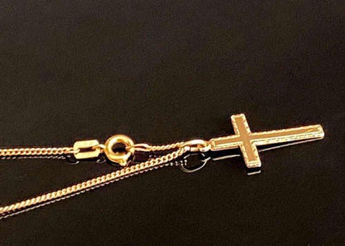 VINTAGE 9 CT SOLID GOLD CURB LINK NECKLACE CHAIN AND CROSS