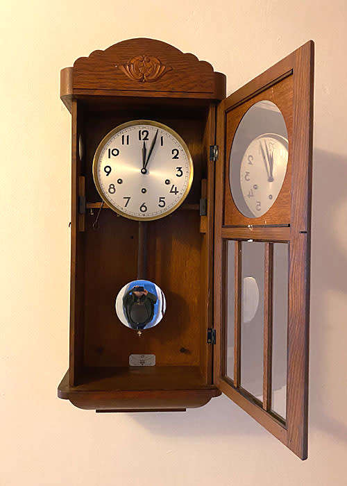 ANTIQUE JUNGHANS WESTMINSTER CHIME WALL CLOCK W64 C 1950 IN PERFECT CONDITIONS