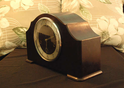 Rare Antique Mantle Clock, Made in UK c 1951, Bakelite Case, Westminster Chimes