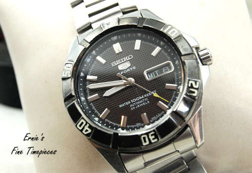 Vintage Seiko 5 Sports 100, Automatic Men`s Watch, 23 Jewels, Serviced, With Seiko Box