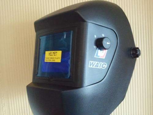 Adjustable Auto Darkening Solar Welding Helmet