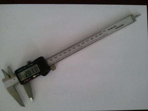 Vernier Digital Caliper 200mm 4 Key Metric / Inch  Stainless Hardened