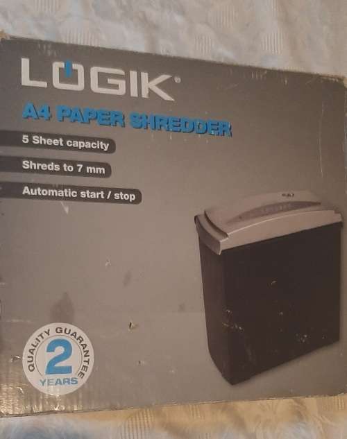 Logic A4 paper shredder