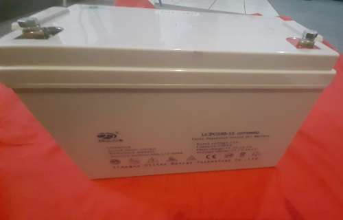 12V 100Ah Sealed Gel Battery (New, just used as Demo, New Condition, tests New)
