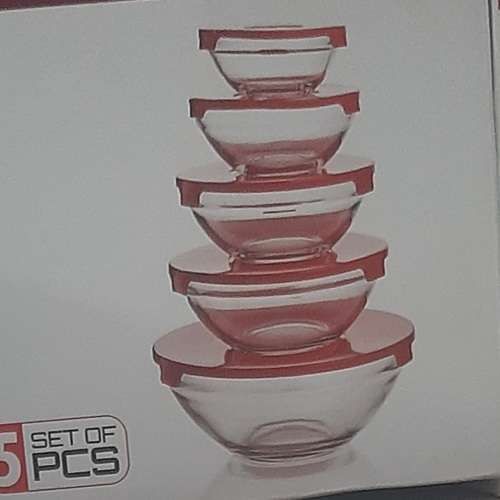 *New Stock* 5 Piece Glass Bowl Set, with Lids